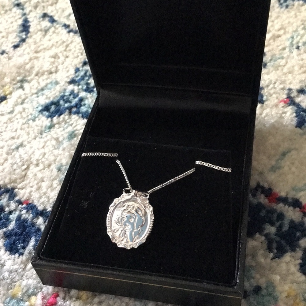 Sterling silver Snow White necklace